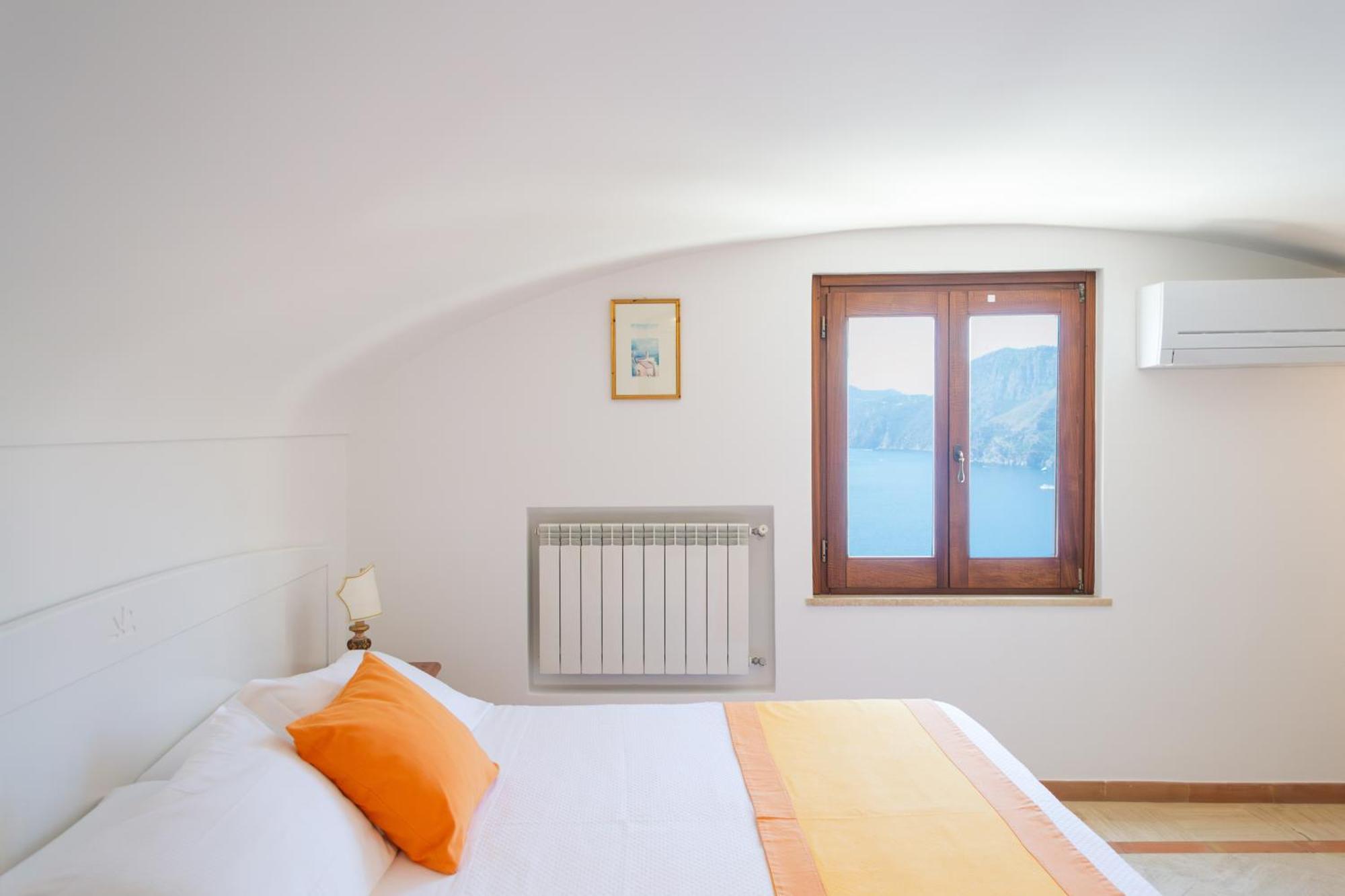 Residence Li Galli Praiano Exteriör bild